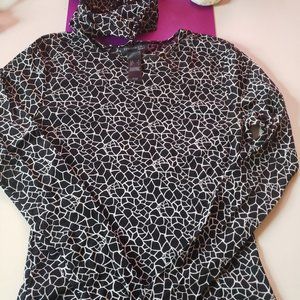 Stunningly unique vintage Kenneth Cole semi sheer top size small